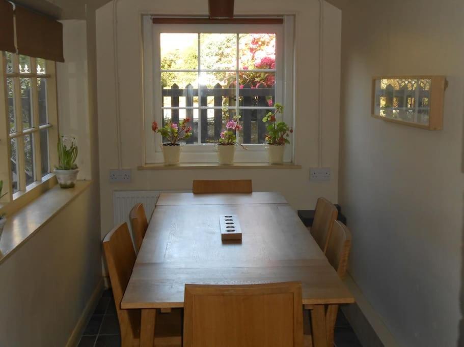פאטלי ברידג' Rustic Cottage, Garden, Near Amenities, Wifi מראה חיצוני תמונה